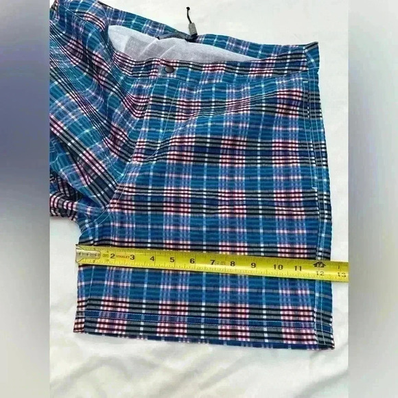 Bugatchi NEW Men’s Red White and Blue Plaid Textured Lightweight Swim Trunks - Picture 11 of 13